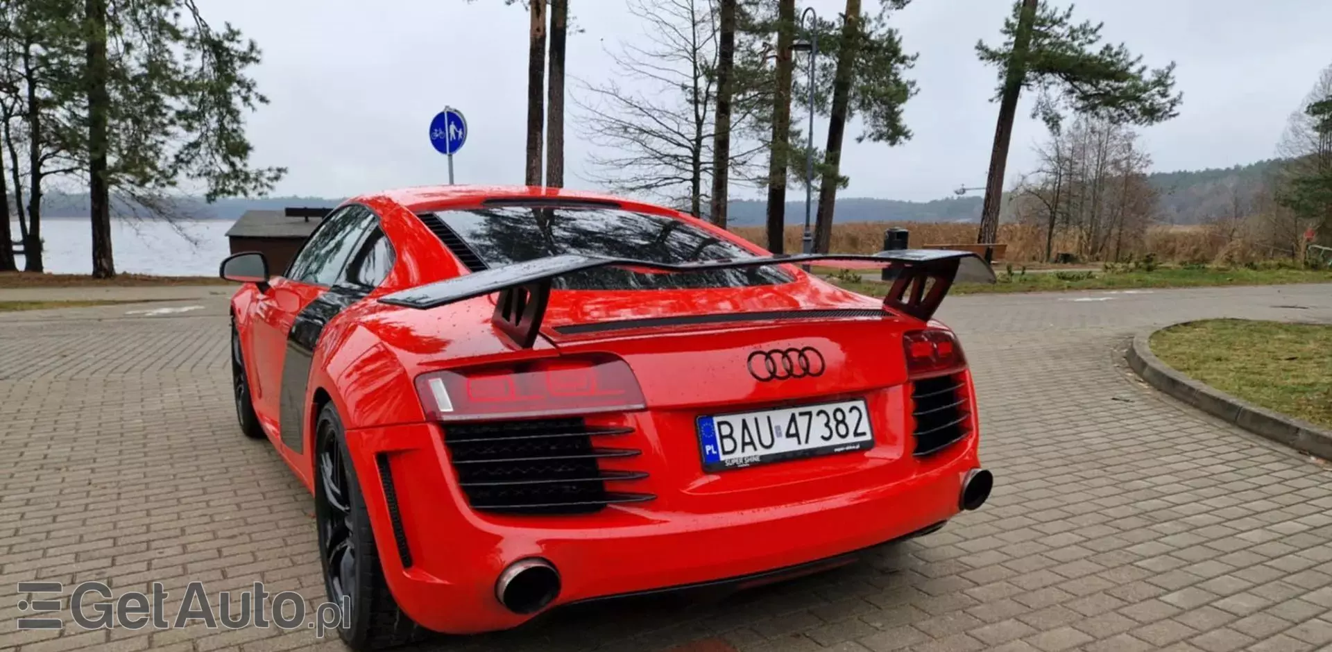 AUDI R8 4.2 FSI V8 (420 KM) quattro