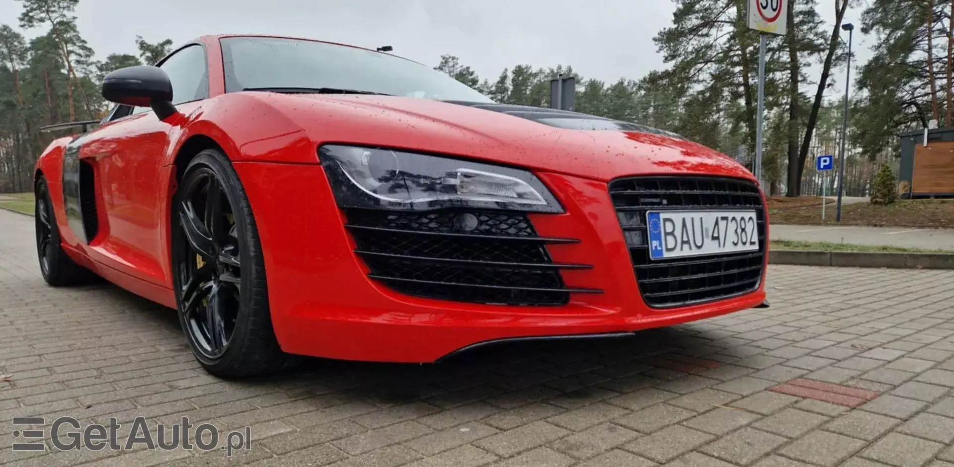 AUDI R8 4.2 FSI V8 (420 KM) quattro