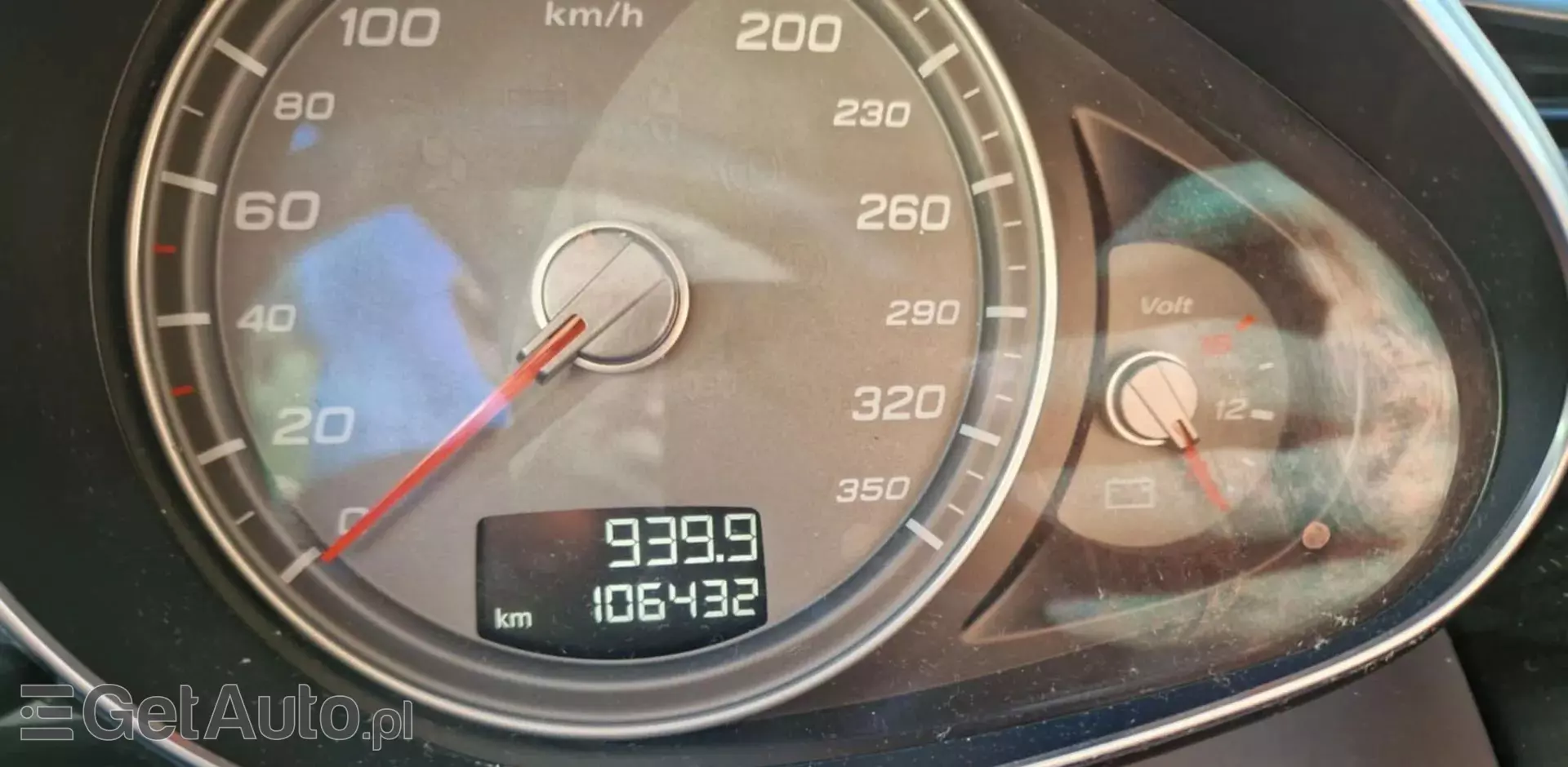 AUDI R8 4.2 FSI V8 (420 KM) quattro