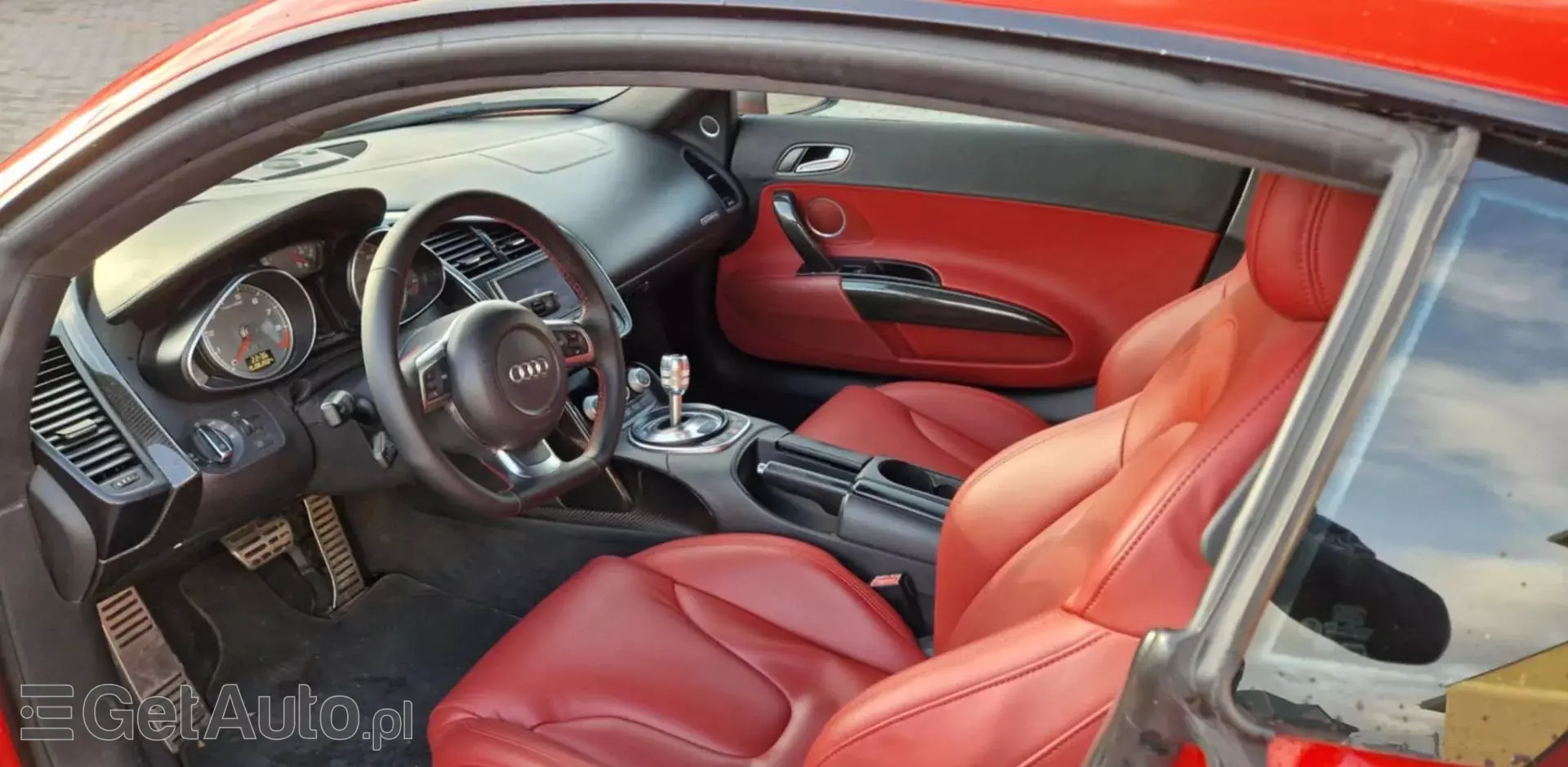 AUDI R8 4.2 FSI V8 (420 KM) quattro