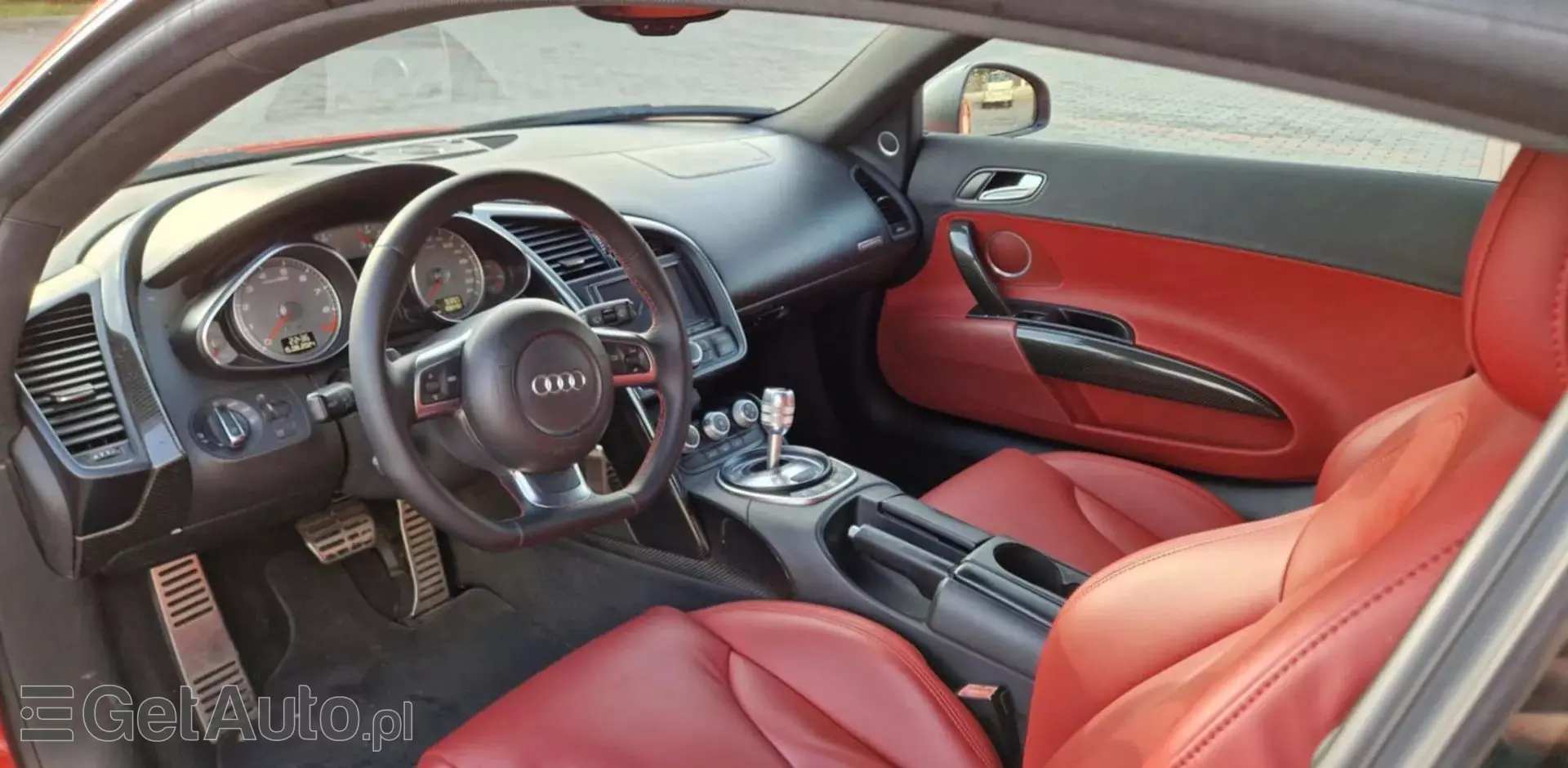 AUDI R8 4.2 FSI V8 (420 KM) quattro