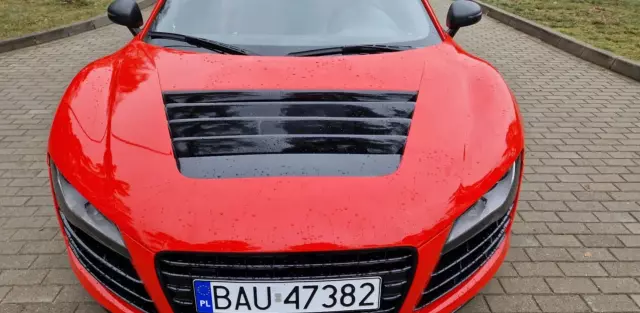 AUDI R8 4.2 FSI V8 (420 KM) quattro