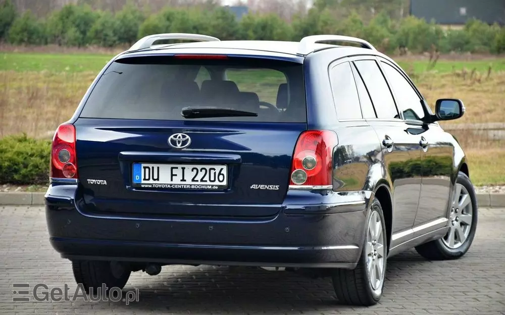 TOYOTA Avensis 