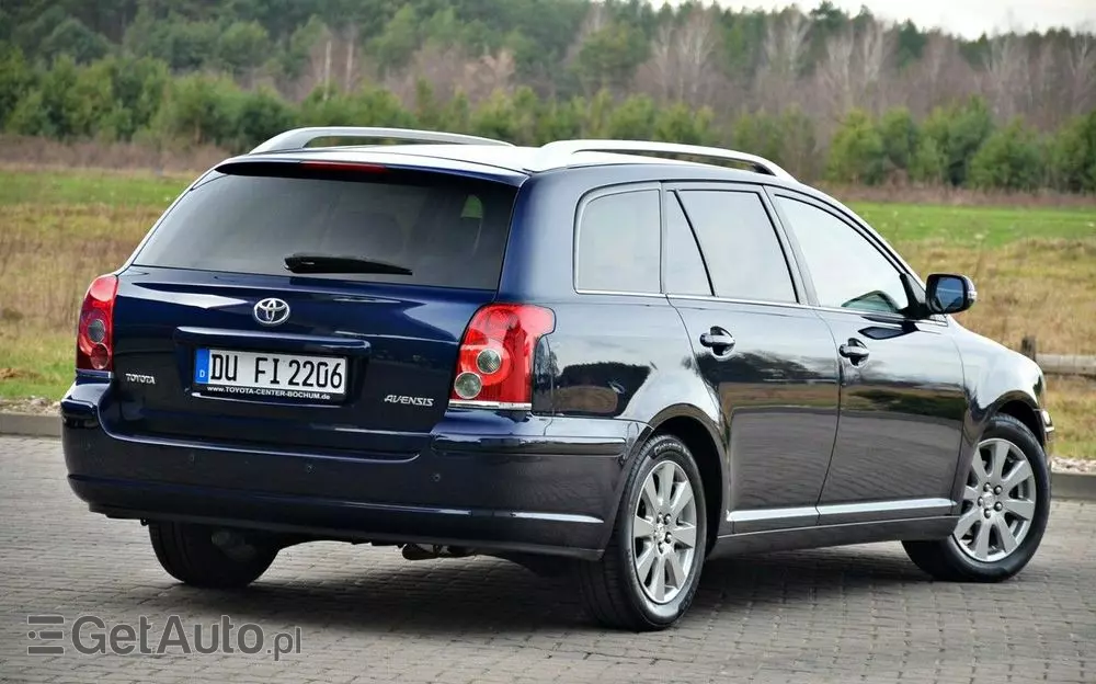 TOYOTA Avensis 