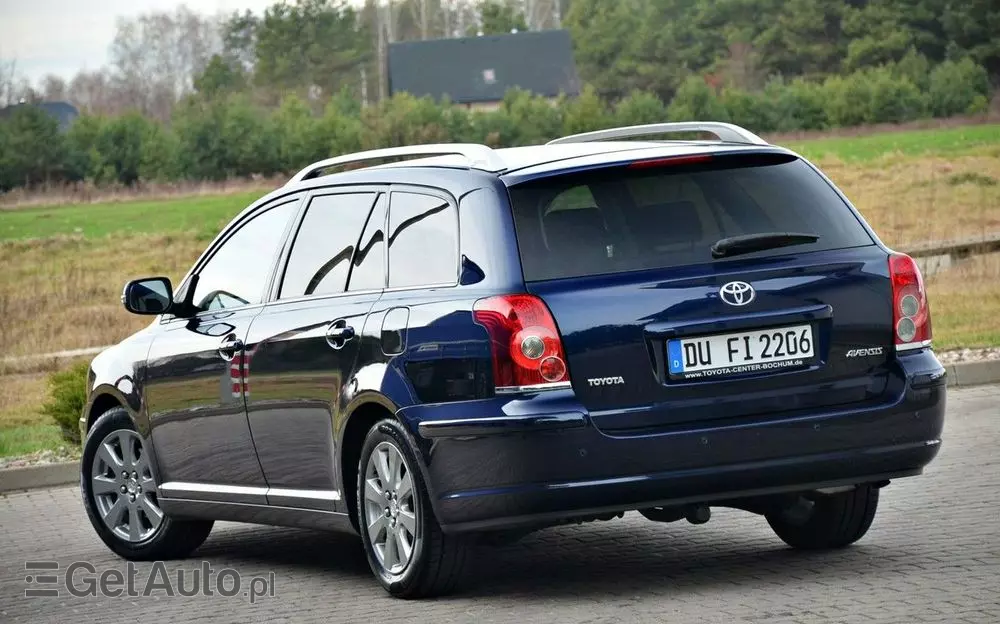 TOYOTA Avensis 