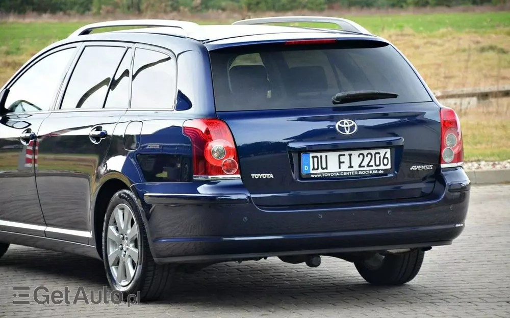 TOYOTA Avensis 