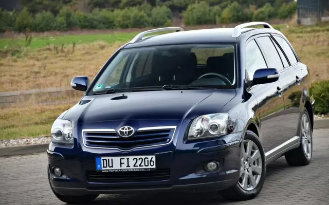 TOYOTA Avensis 