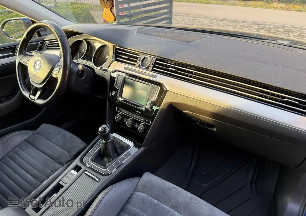 VOLKSWAGEN Passat 1.8 TSI BMT Highline
