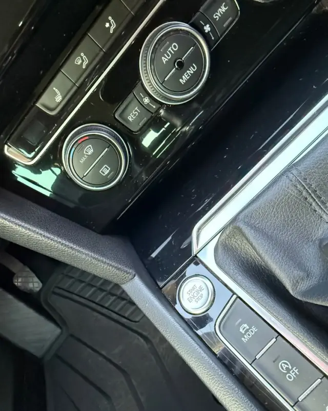 VOLKSWAGEN Passat 1.8 TSI BMT Highline