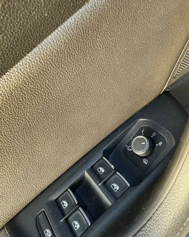 VOLKSWAGEN Passat 1.8 TSI BMT Highline