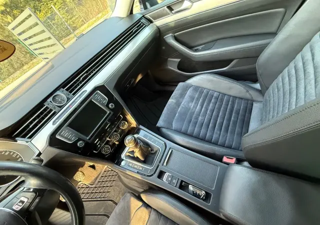 VOLKSWAGEN Passat 1.8 TSI BMT Highline