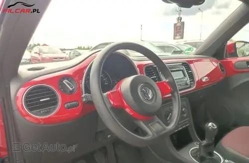 VOLKSWAGEN Beetle 
