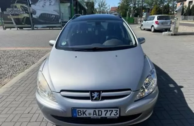 PEUGEOT 307 