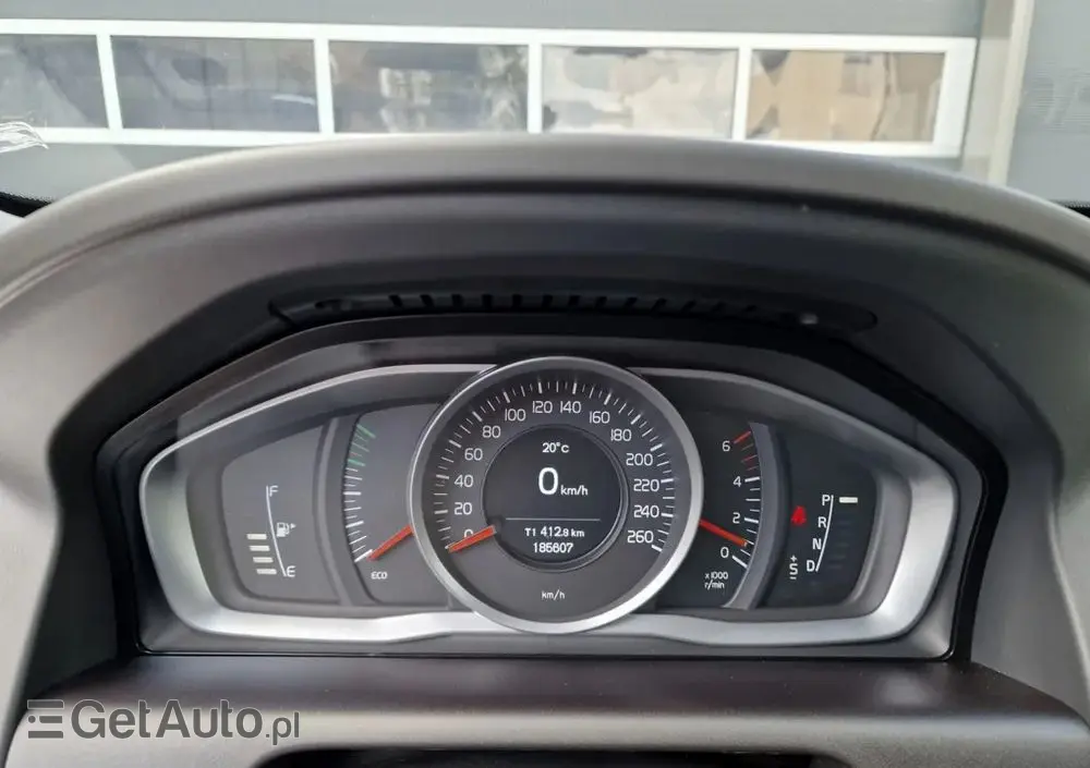 VOLVO XC 60 D4 Drive-E Summum