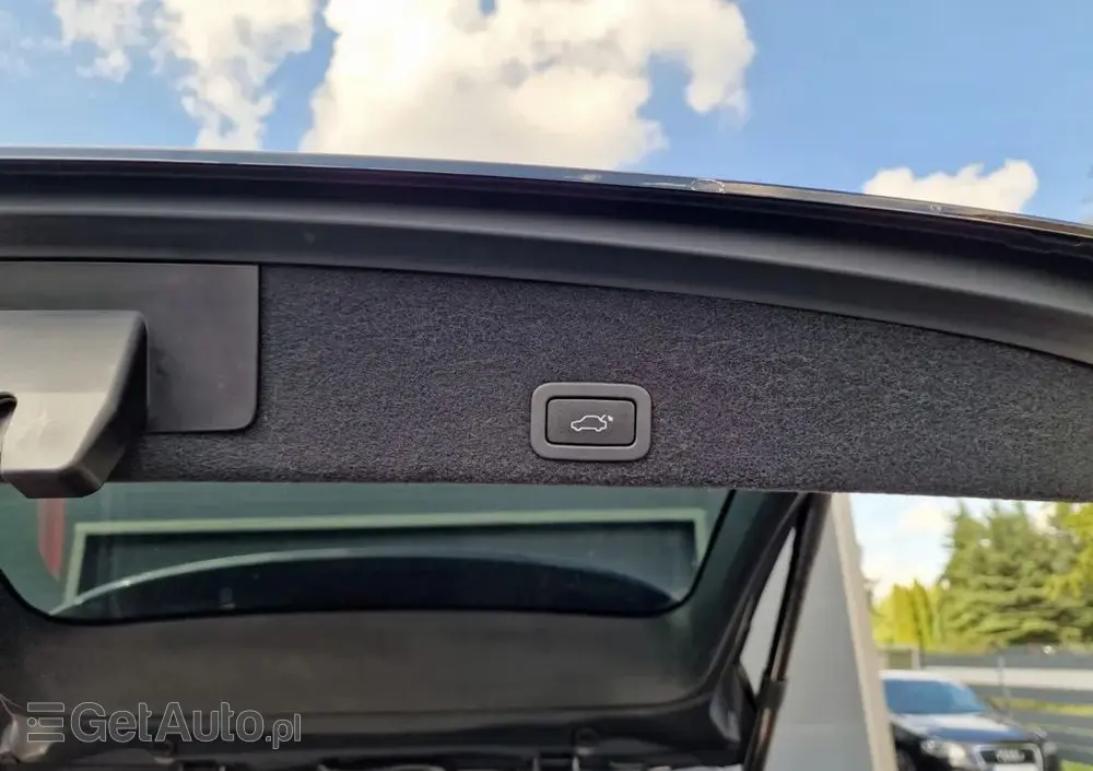 VOLVO XC 60 D4 Drive-E Summum