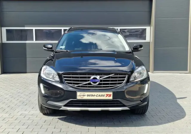 VOLVO XC 60 D4 Drive-E Summum