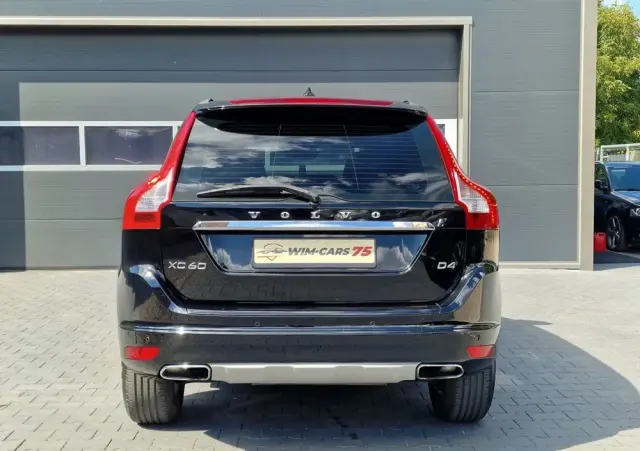VOLVO XC 60 D4 Drive-E Summum