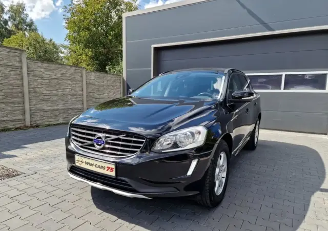 VOLVO XC 60 D4 Drive-E Summum