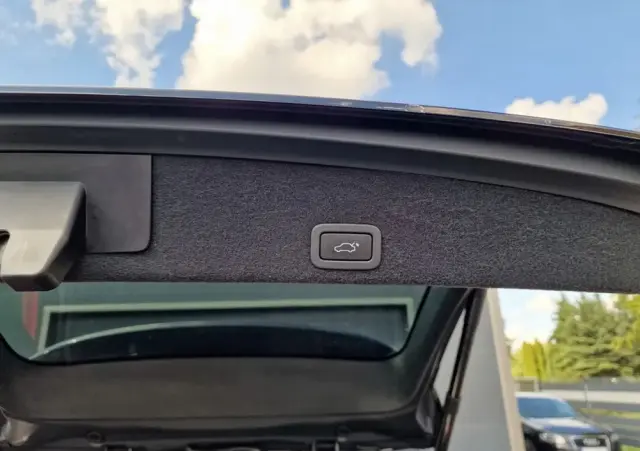 VOLVO XC 60 D4 Drive-E Summum