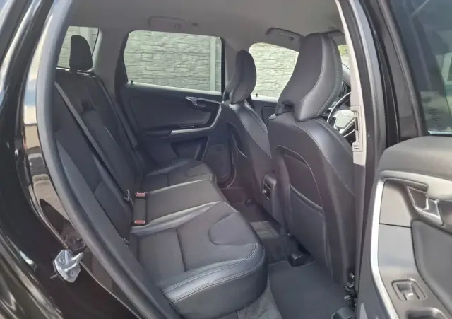 VOLVO XC 60 D4 Drive-E Summum