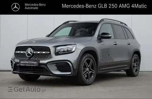MERCEDES-BENZ GLB 
