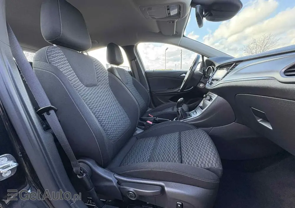 OPEL Astra 1.4 Turbo Active