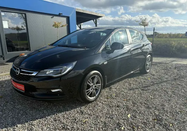 OPEL Astra 1.4 Turbo Active