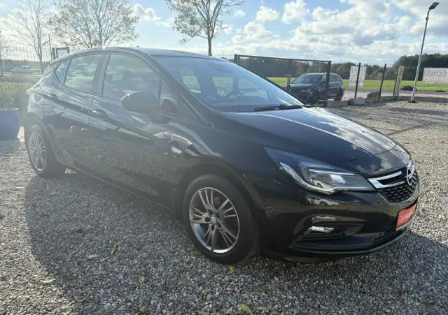 OPEL Astra 1.4 Turbo Active