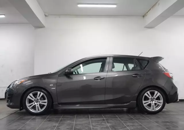 MAZDA 3 1.6 Sport Exclusive