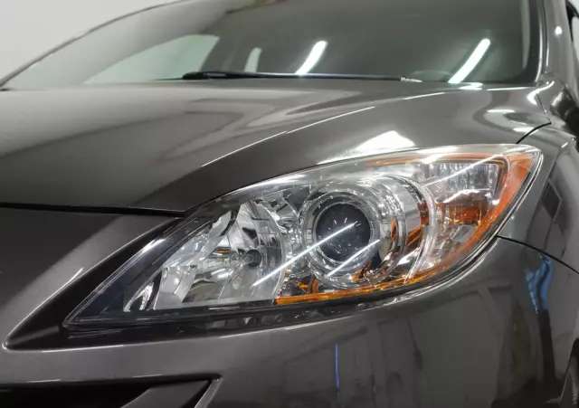 MAZDA 3 1.6 Sport Exclusive