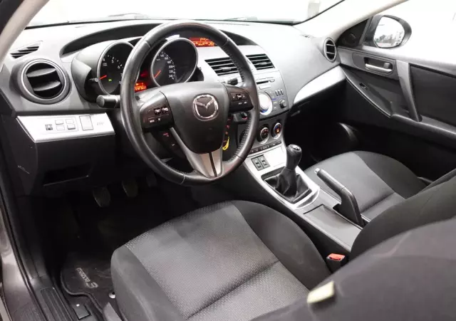 MAZDA 3 1.6 Sport Exclusive