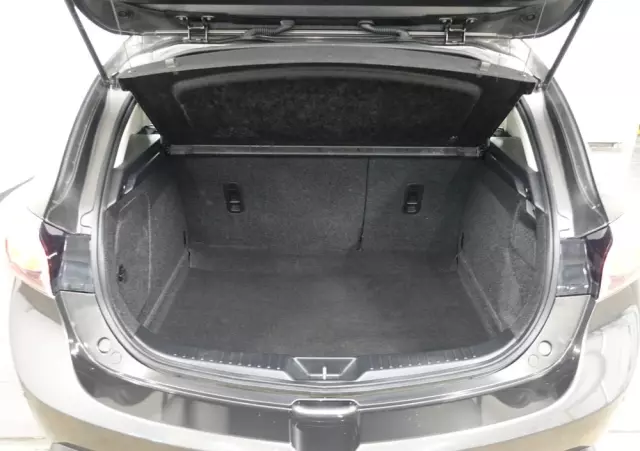 MAZDA 3 1.6 Sport Exclusive