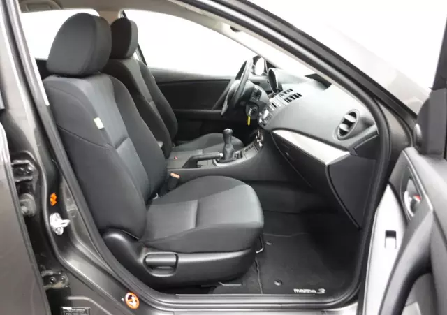 MAZDA 3 1.6 Sport Exclusive