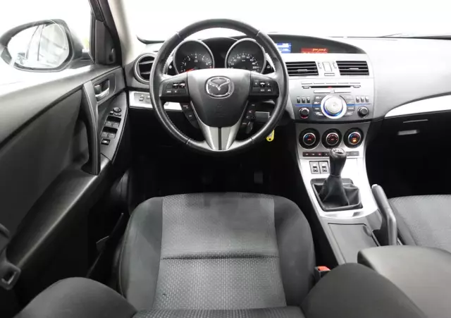 MAZDA 3 1.6 Sport Exclusive