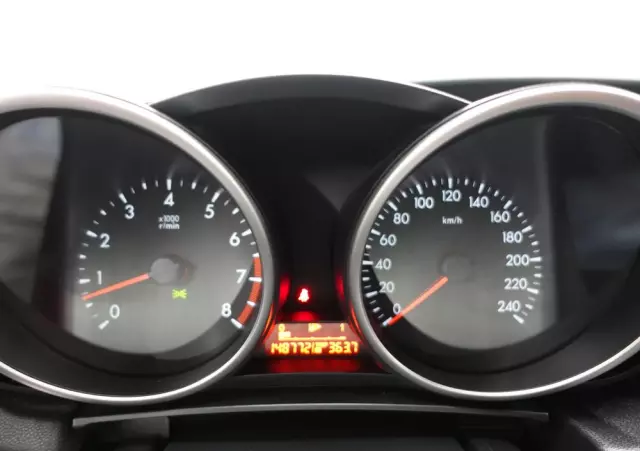 MAZDA 3 1.6 Sport Exclusive