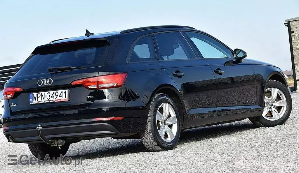 AUDI A4 