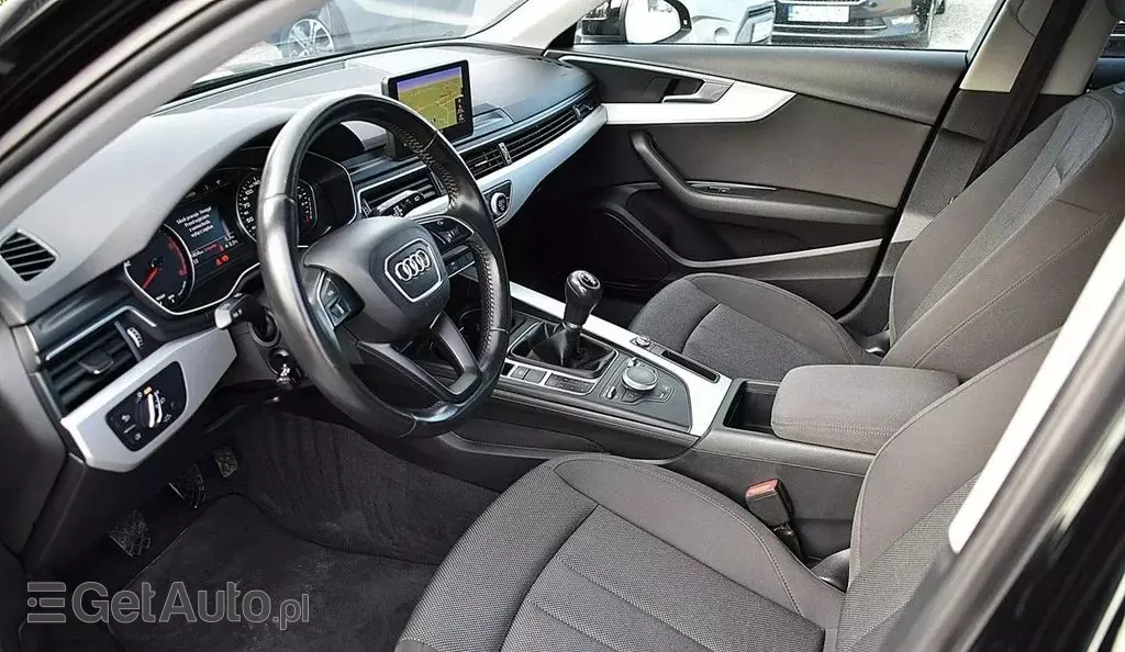 AUDI A4 