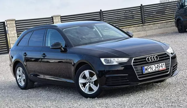 AUDI A4 