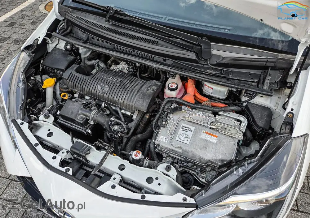 TOYOTA Yaris Hybrid 100 Dynamic EU6