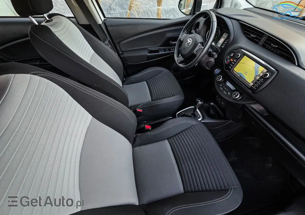 TOYOTA Yaris Hybrid 100 Dynamic EU6