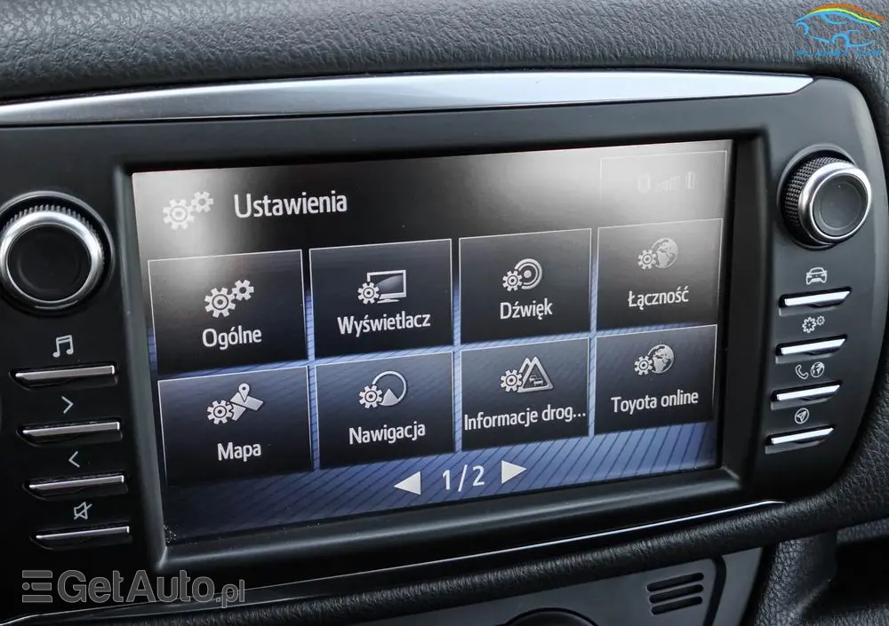 TOYOTA Yaris Hybrid 100 Dynamic EU6