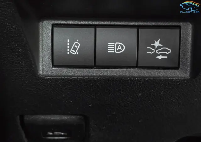 TOYOTA Yaris Hybrid 100 Dynamic EU6