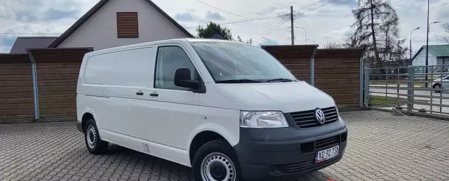VOLKSWAGEN TRANSPORTER 
