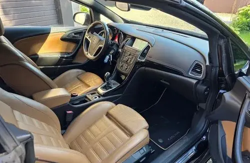 OPEL Cascada 