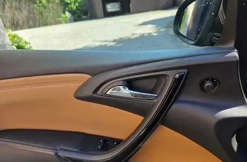 OPEL Cascada 