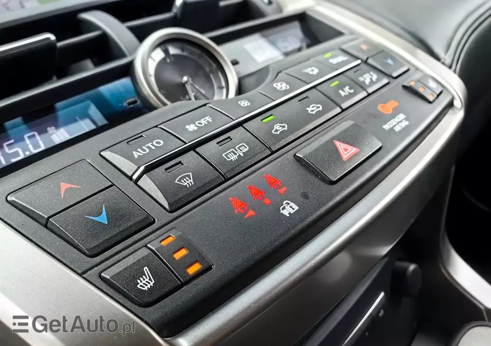 LEXUS NX 200t Prestige AWD