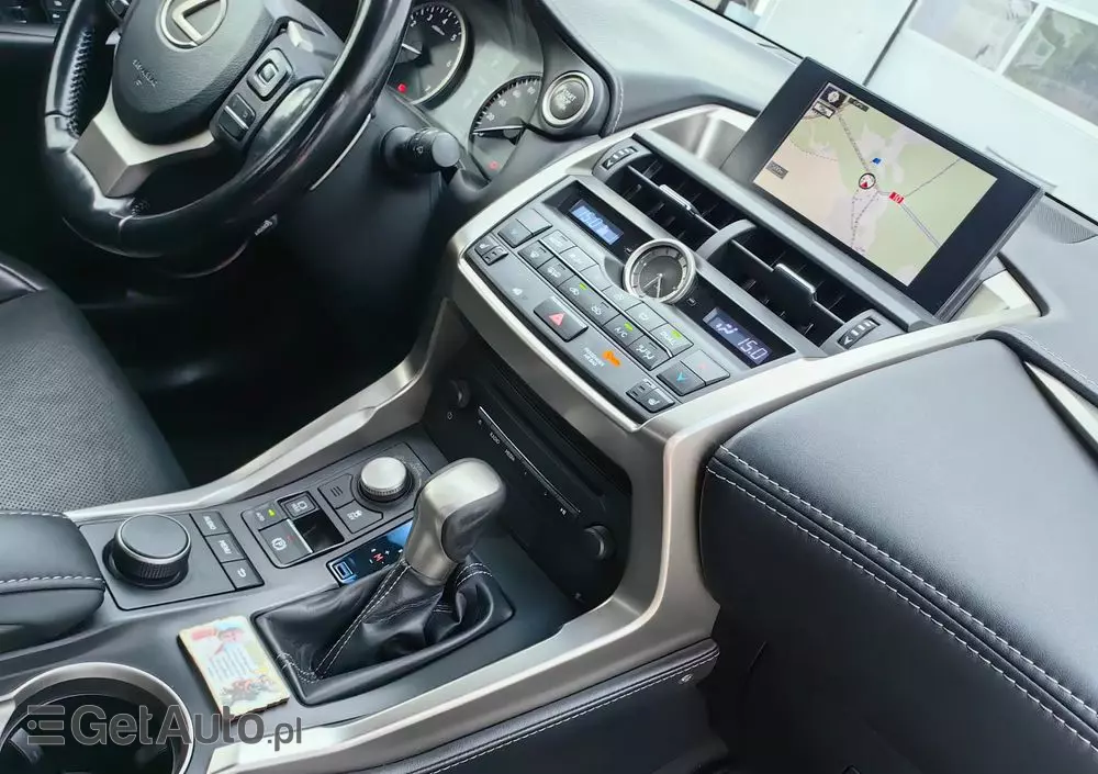 LEXUS NX 200t Prestige AWD