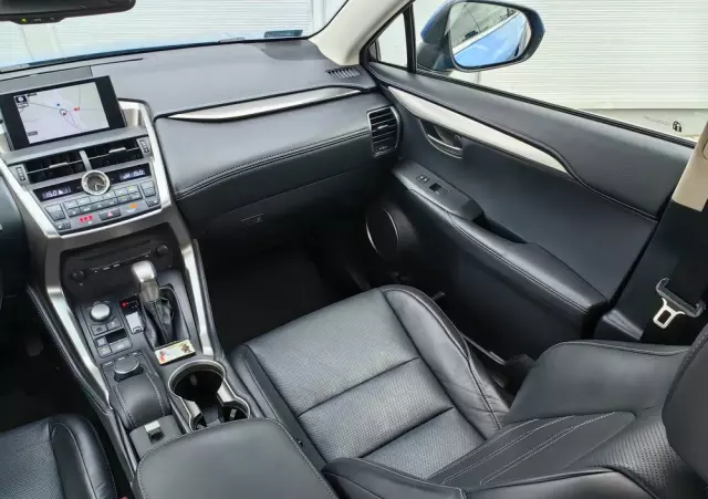 LEXUS NX 200t Prestige AWD