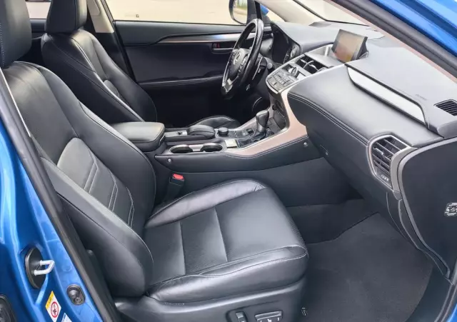 LEXUS NX 200t Prestige AWD