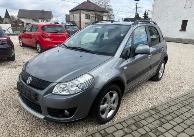SUZUKI SX4 1.6 VVT Streetline 4x2 Club